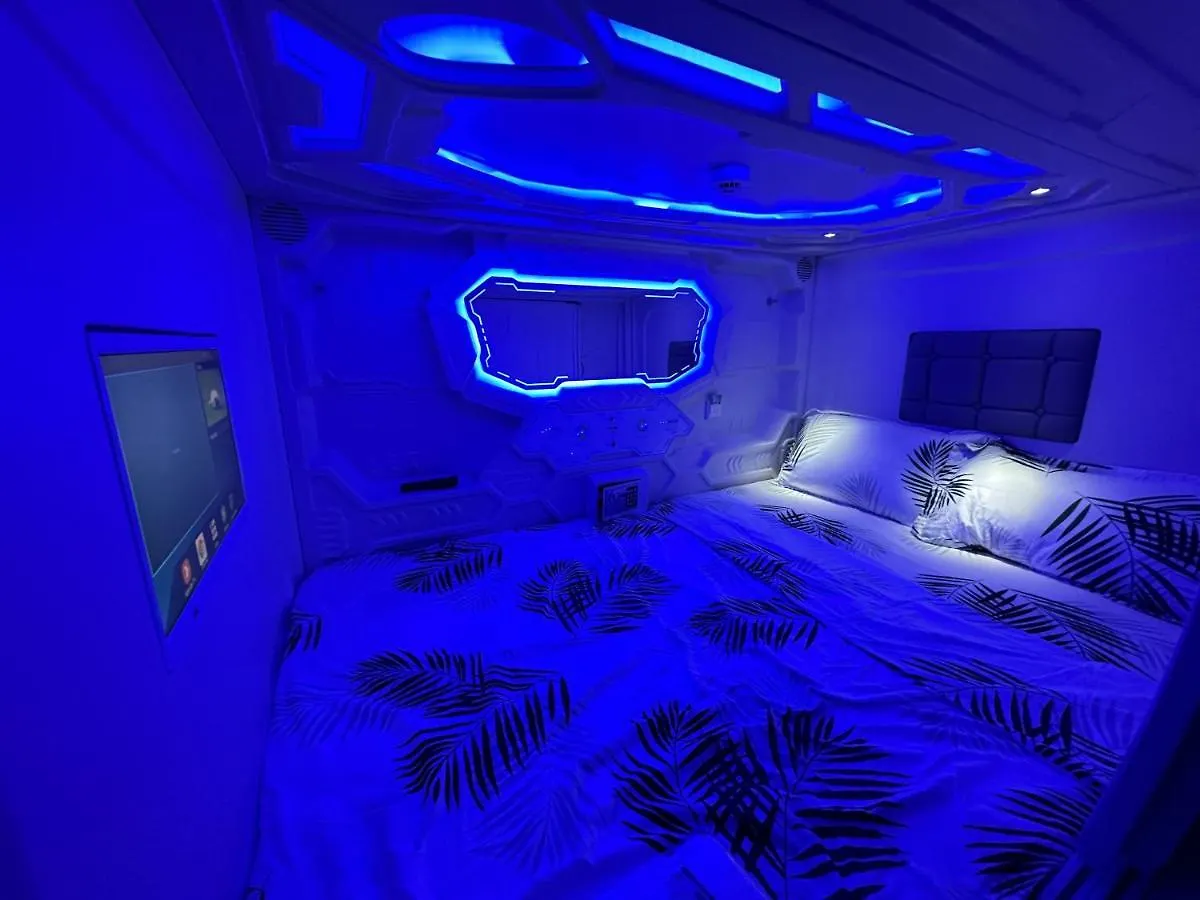Kapselhotel Good Vibes Only Capsule Hostel Málaga
